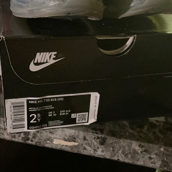 Boys sneakers - Picture 2 of 7